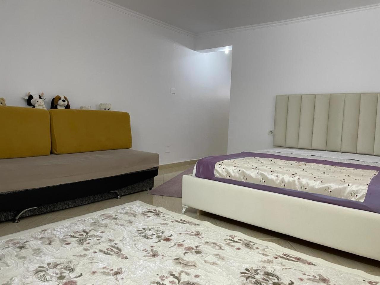 Guesthouse & Hospitality Berat Bagian luar foto