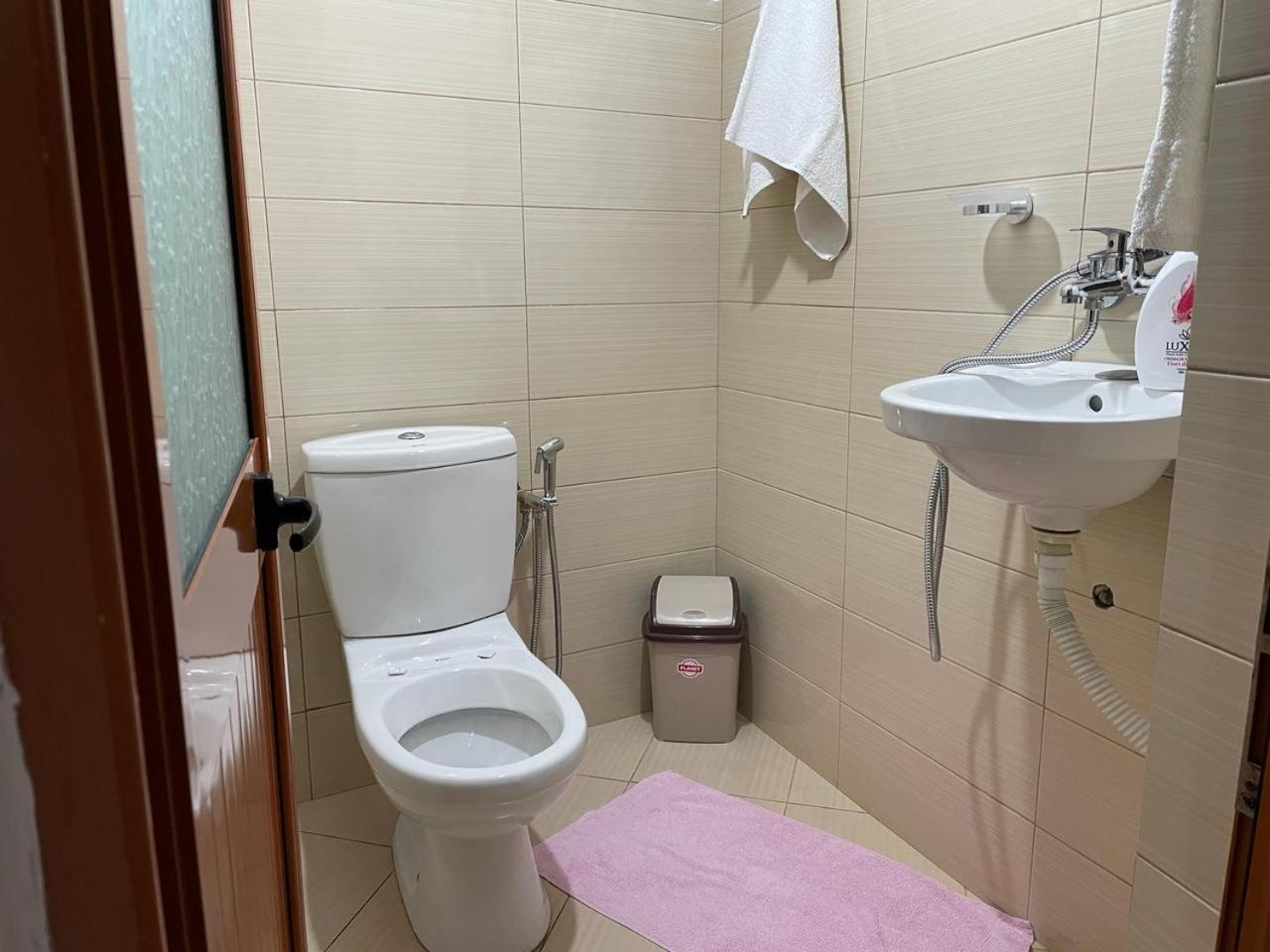 Guesthouse & Hospitality Berat Bagian luar foto