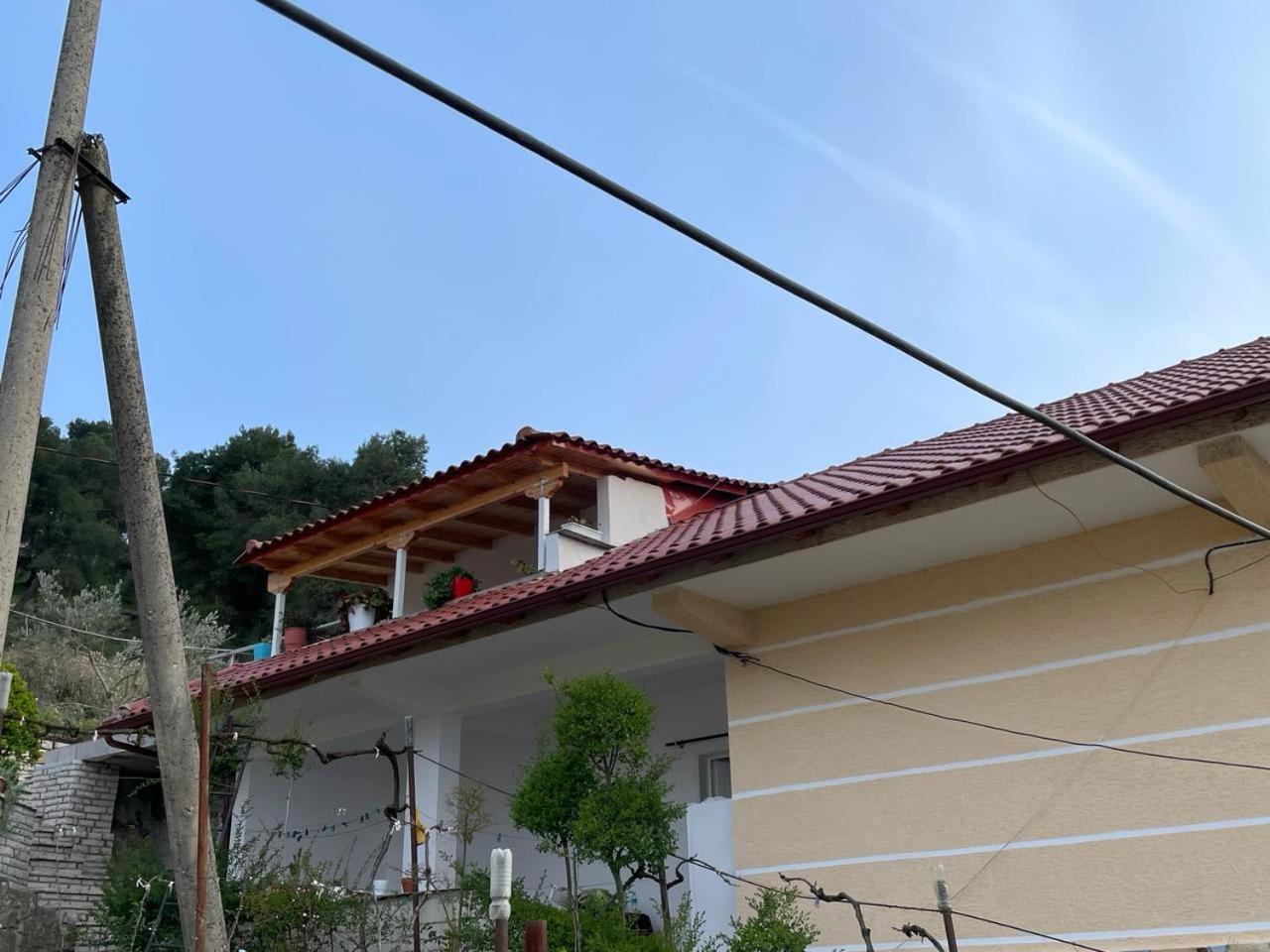 Guesthouse & Hospitality Berat Bagian luar foto